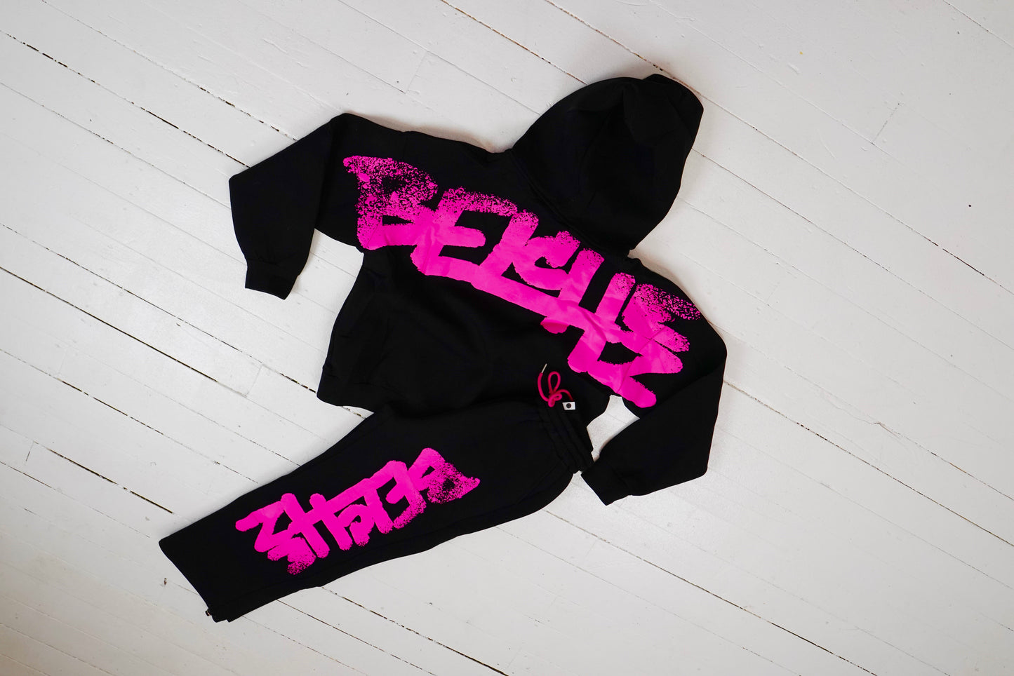 Definition Sweatsuit 